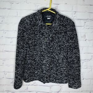 Requirements‎ size 12 coat